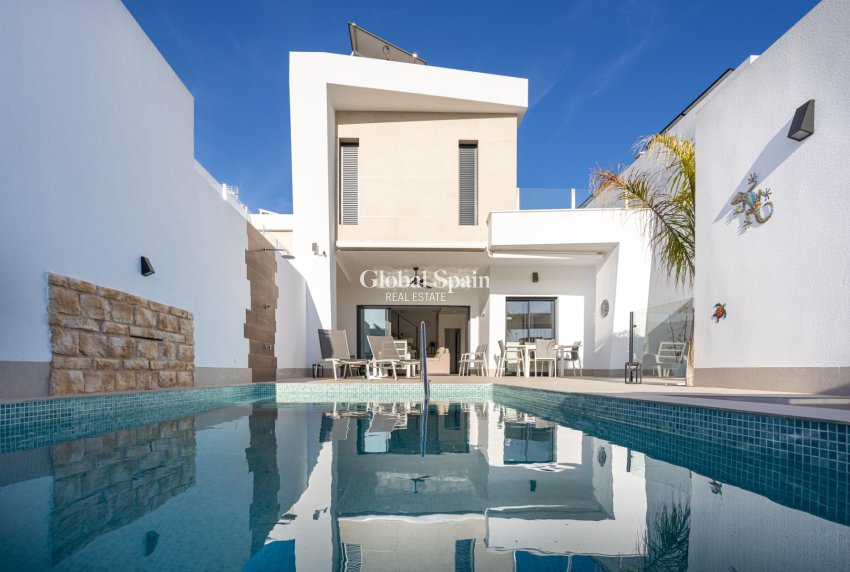 Wiederverkauf - VILLA -
DOLORES - Costa Blanca