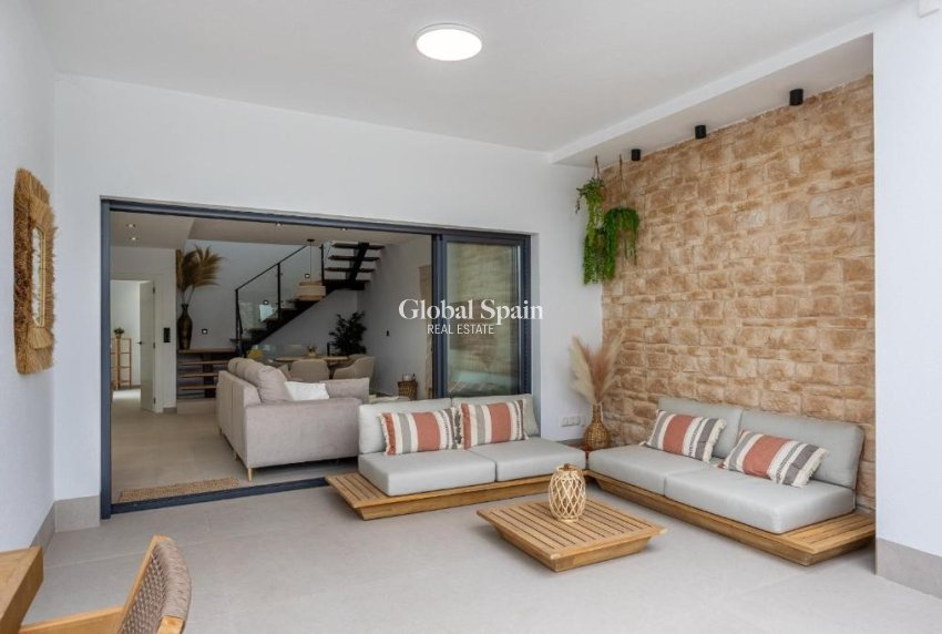 Wiederverkauf - VILLA -
DOLORES - Costa Blanca