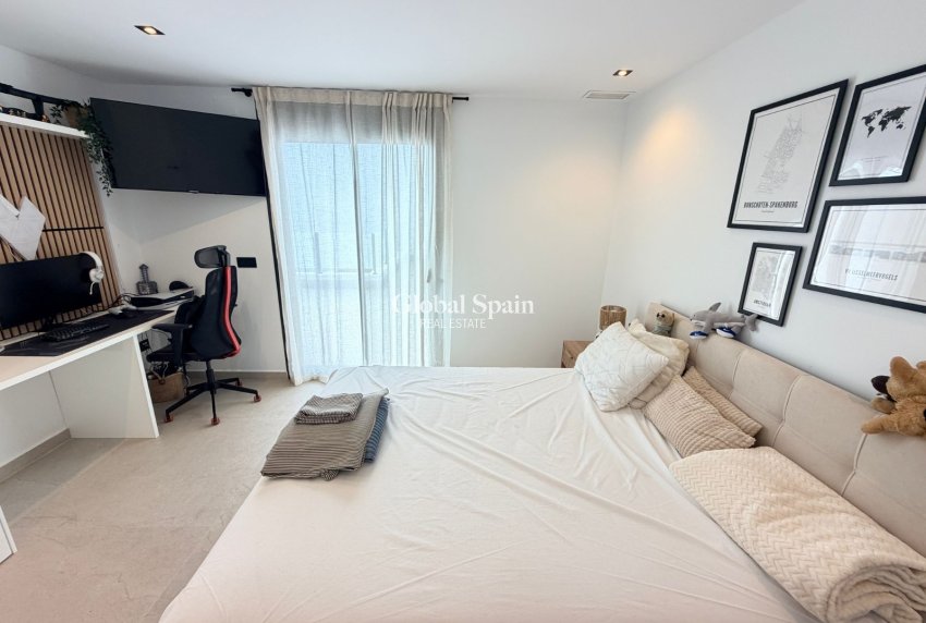Wiederverkauf - VILLA -
DOLORES - Costa Blanca
