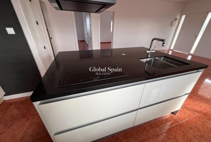 Wiederverkauf - VILLA -
DOLORES