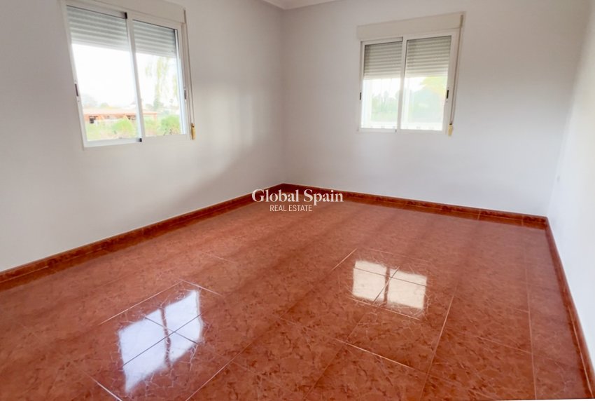 Wiederverkauf - VILLA -
DOLORES