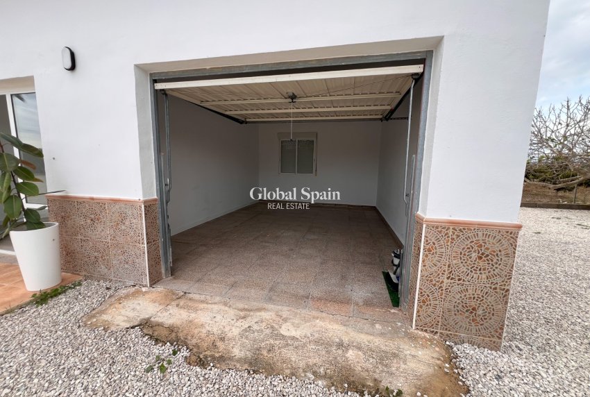 Wiederverkauf - VILLA -
DOLORES