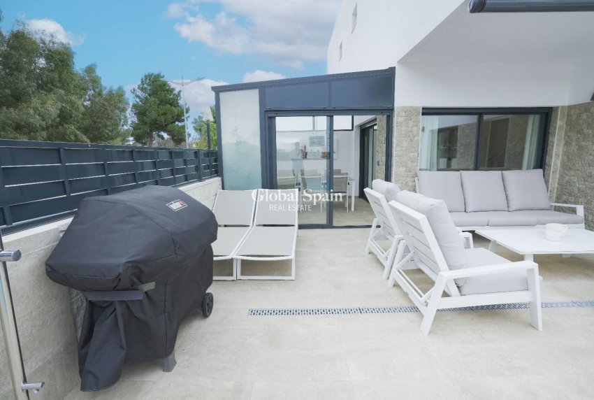 Wiederverkauf - VILLA -
DOLORES