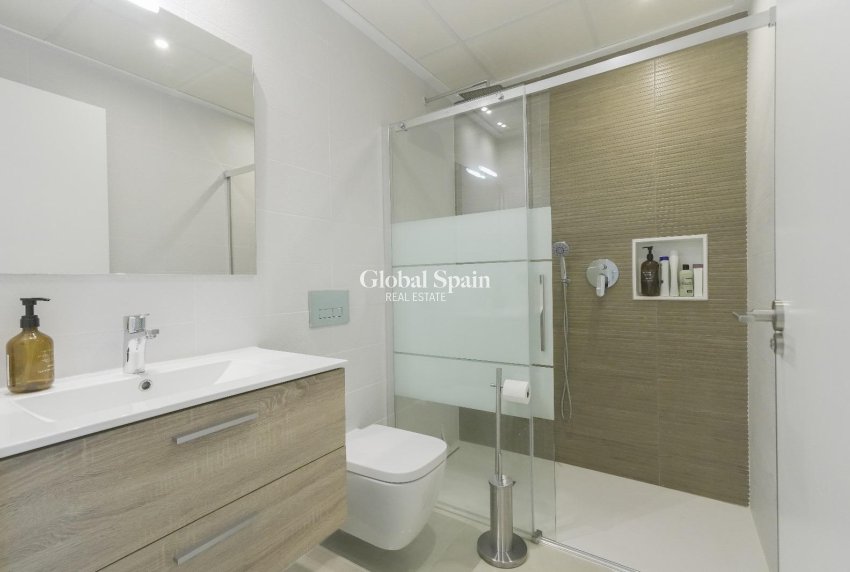 Wiederverkauf - VILLA -
DOLORES