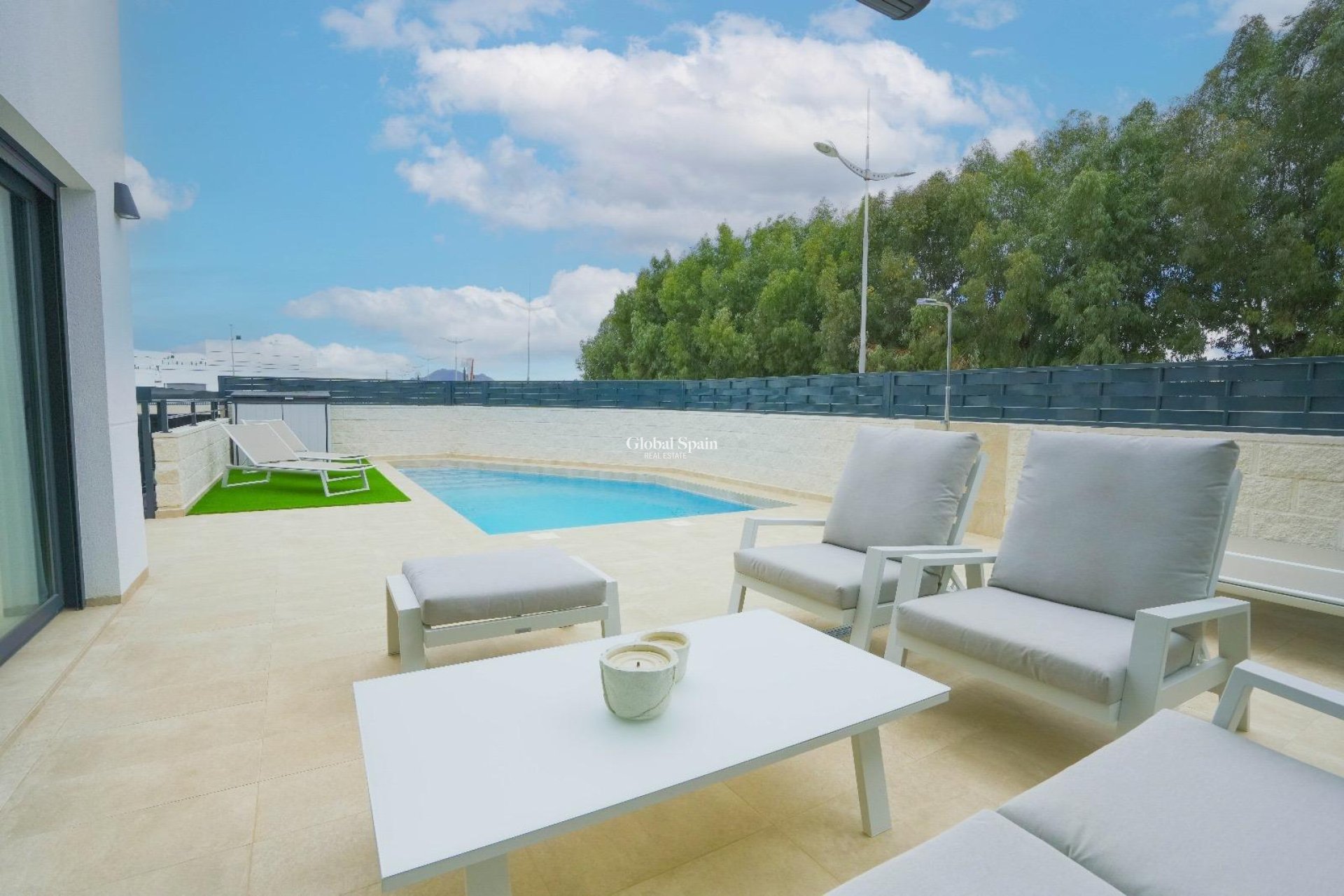 Wiederverkauf - VILLA -
DOLORES