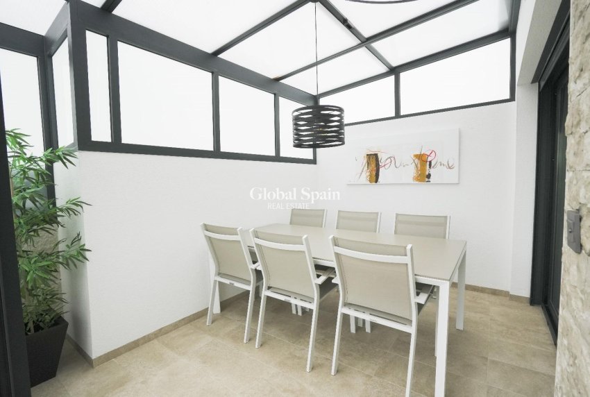 Wiederverkauf - VILLA -
DOLORES