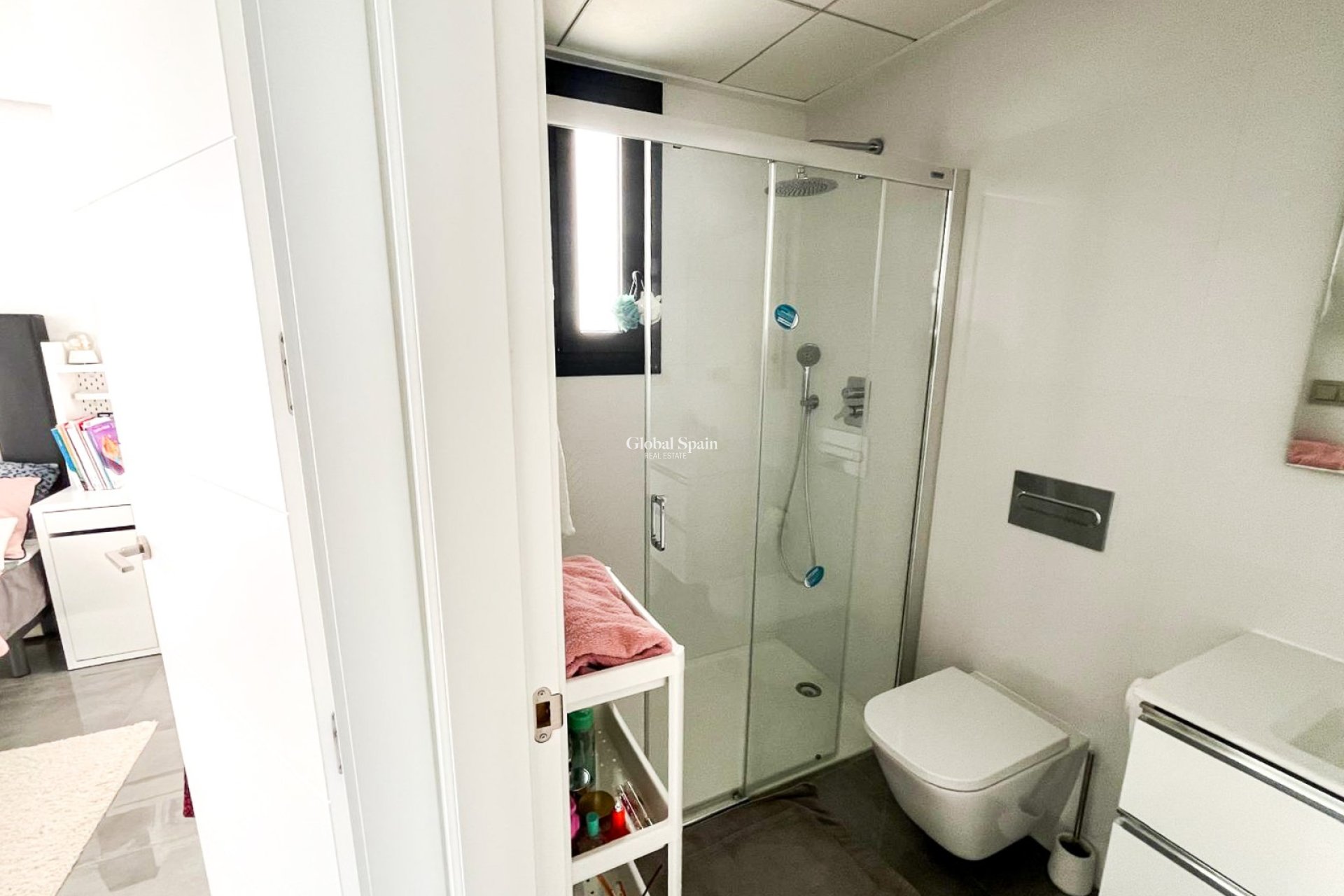 Wiederverkauf - Villa / Doppelhaushälfte -
TORREVIEJA - LOS BALCONES - LOS ALTOS