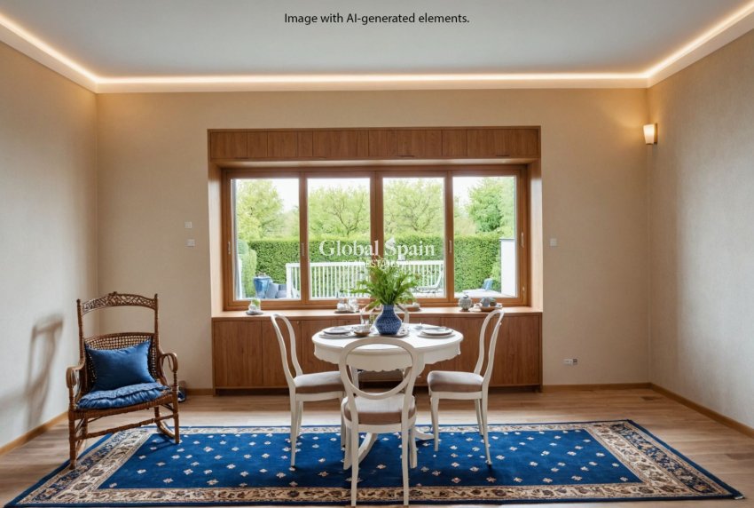 Wiederverkauf - VILLA -
EL CAMPELLO - Costa Blanca