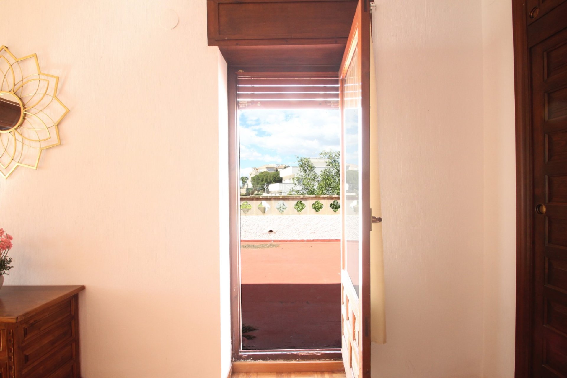 Wiederverkauf - VILLA -
EL CAMPELLO - Costa Blanca