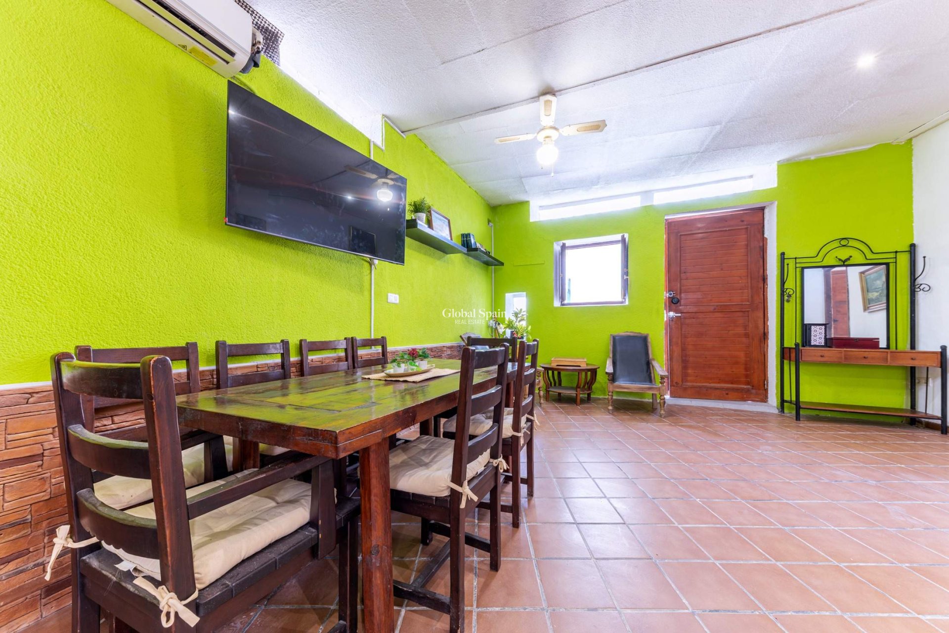 Wiederverkauf - VILLA -
EL CAMPELLO - Pueblo Acantilado - Lanuza