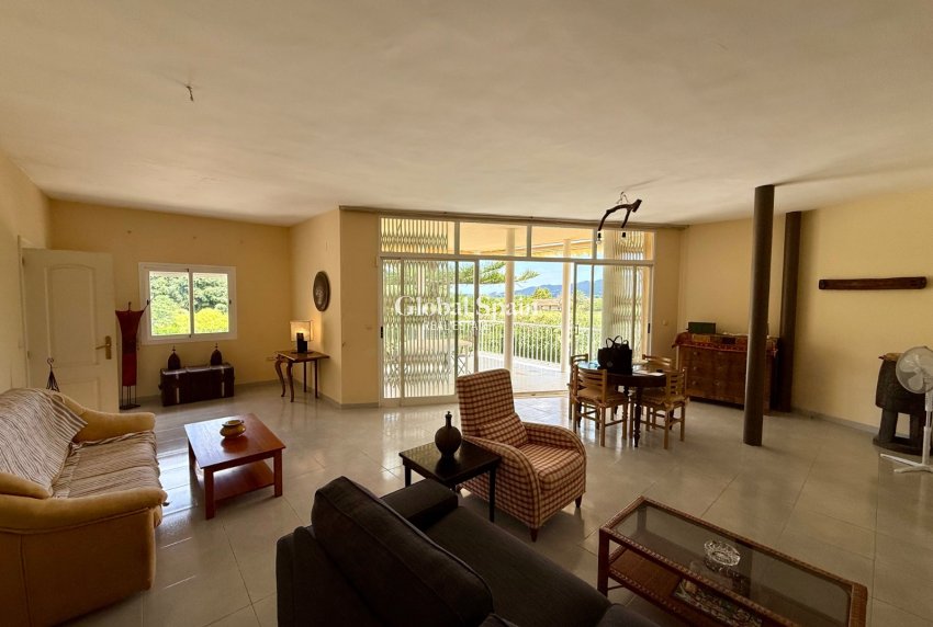 Wiederverkauf - VILLA -
EL RÀFOL D'ALMÚNIA - El Ràfol D'Almúnia