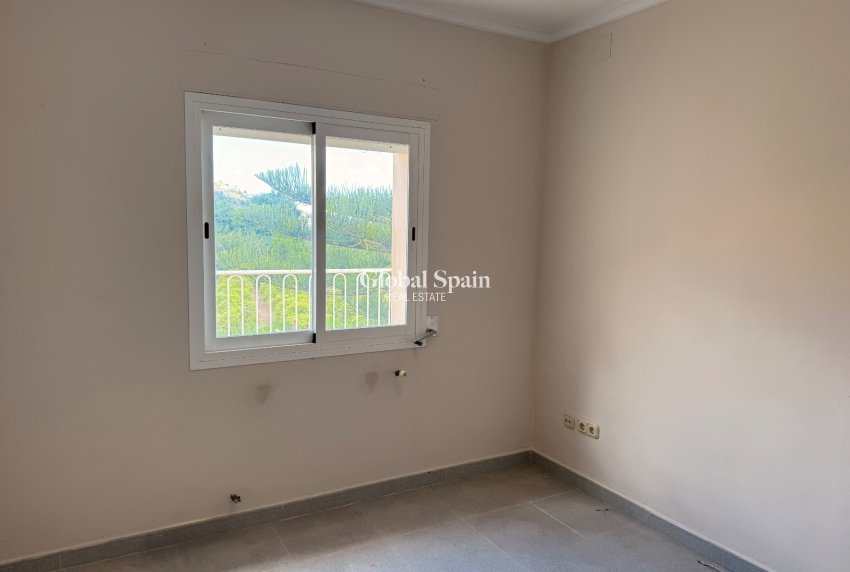 Wiederverkauf - VILLA -
EL RÀFOL D'ALMÚNIA - El Ràfol D'Almúnia