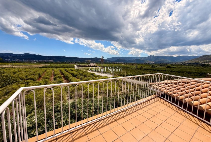 Wiederverkauf - VILLA -
EL RÀFOL D'ALMÚNIA - El Ràfol D'Almúnia