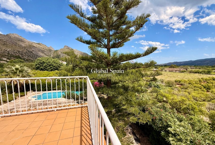 Wiederverkauf - VILLA -
EL RÀFOL D'ALMÚNIA - El Ràfol D'Almúnia