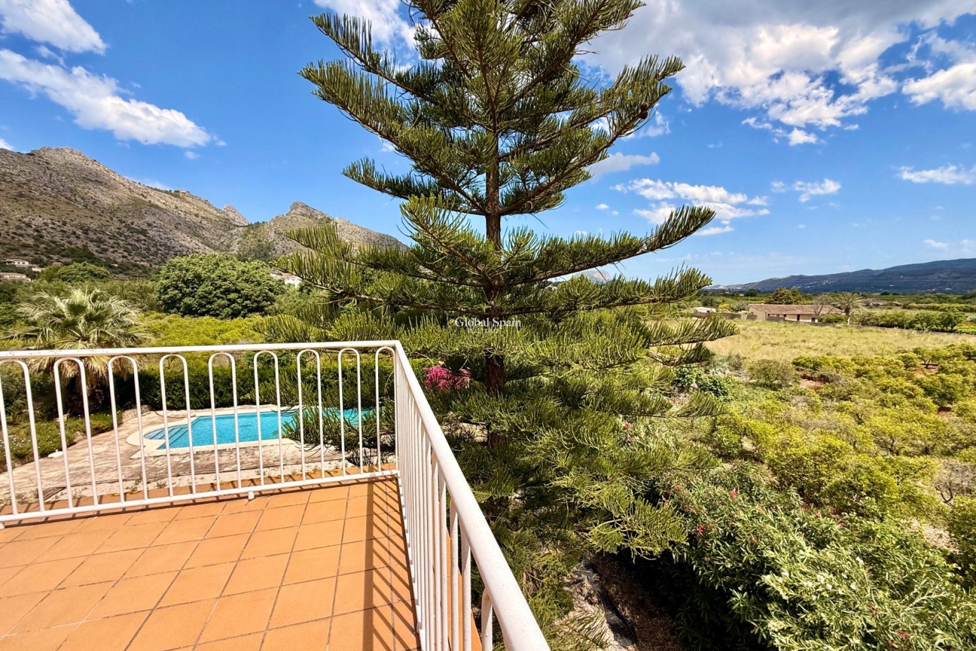 Wiederverkauf - VILLA -
EL RÀFOL D'ALMÚNIA - El Ràfol D'Almúnia