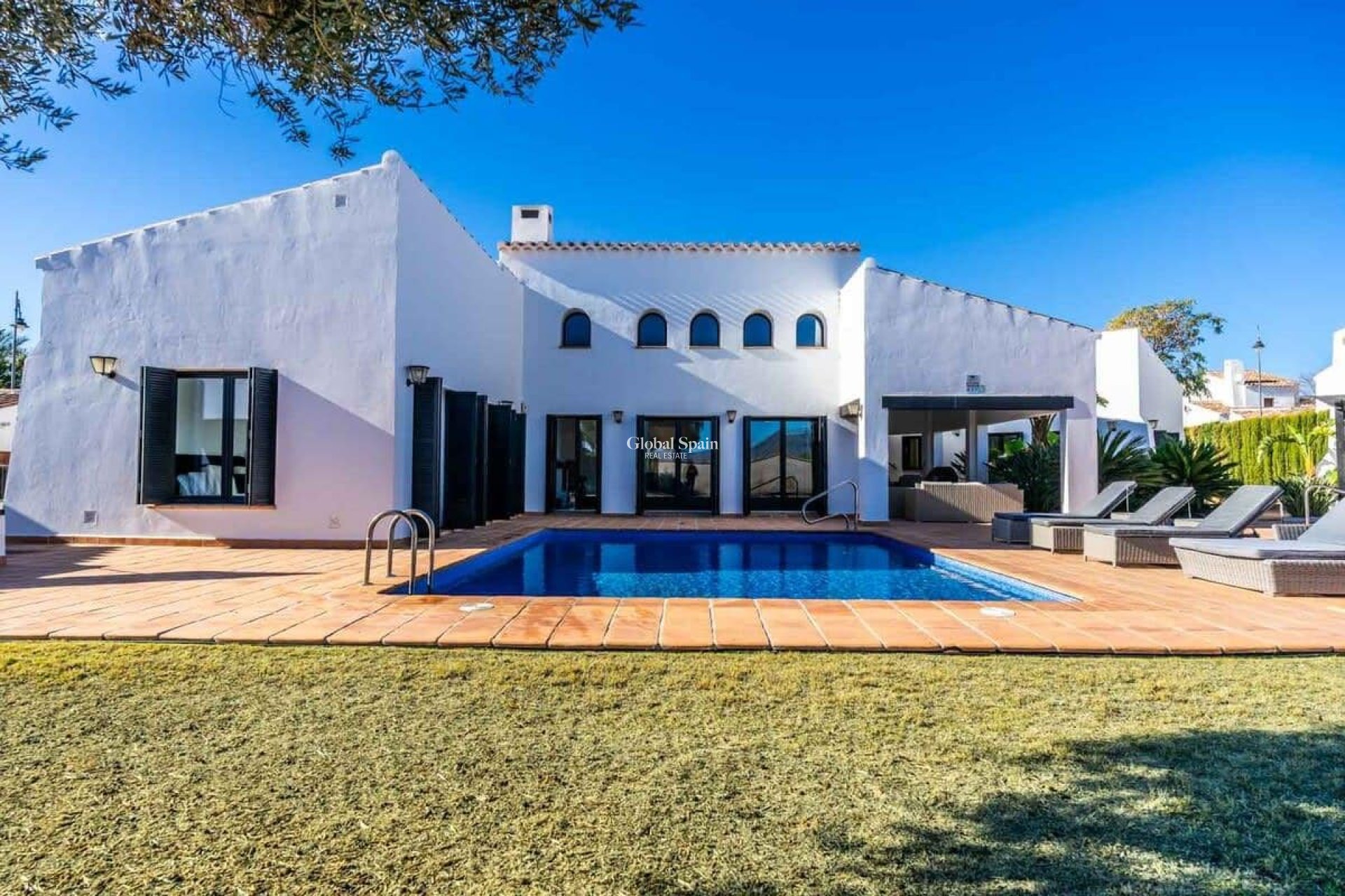 Wiederverkauf - VILLA -
El Valle Golf Resort - Inland