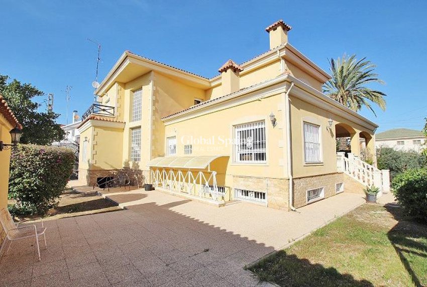 Wiederverkauf - VILLA -
ELCHE - Altabix