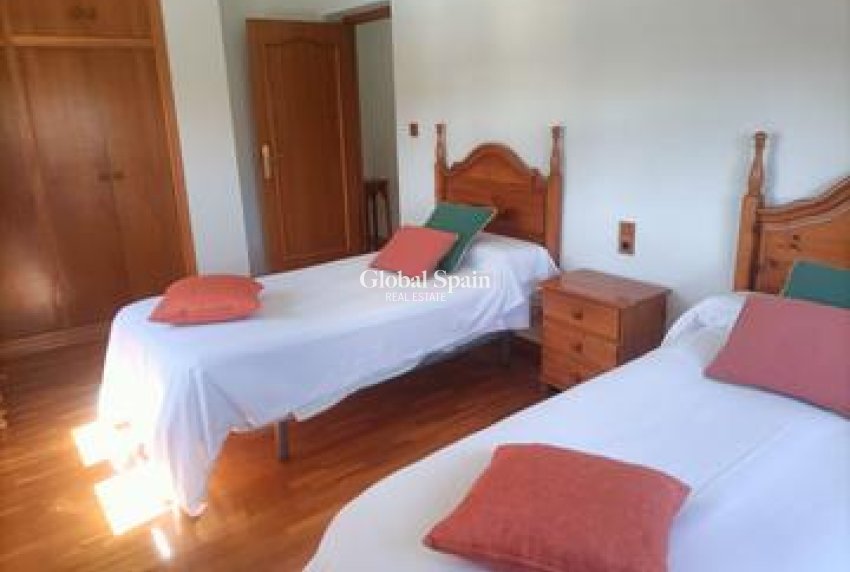 Wiederverkauf - VILLA -
ELCHE - Costa Blanca