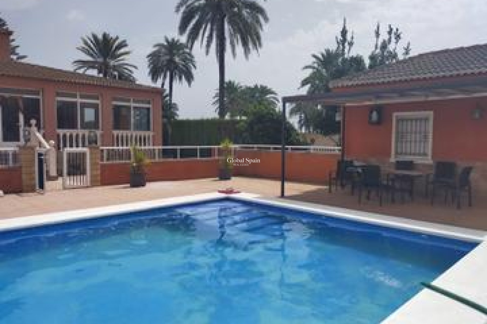 Wiederverkauf - VILLA -
ELCHE - Costa Blanca