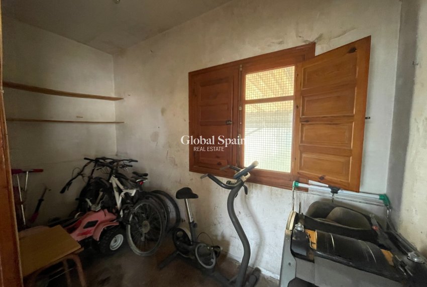 Wiederverkauf - VILLA -
ELCHE - Costa Blanca