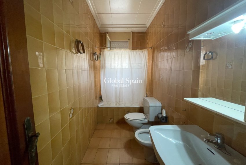 Wiederverkauf - VILLA -
ELCHE - Costa Blanca