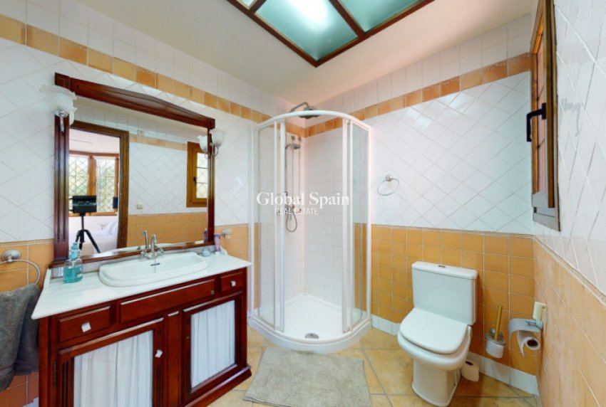 Wiederverkauf - VILLA -
ELCHE - Costa Blanca