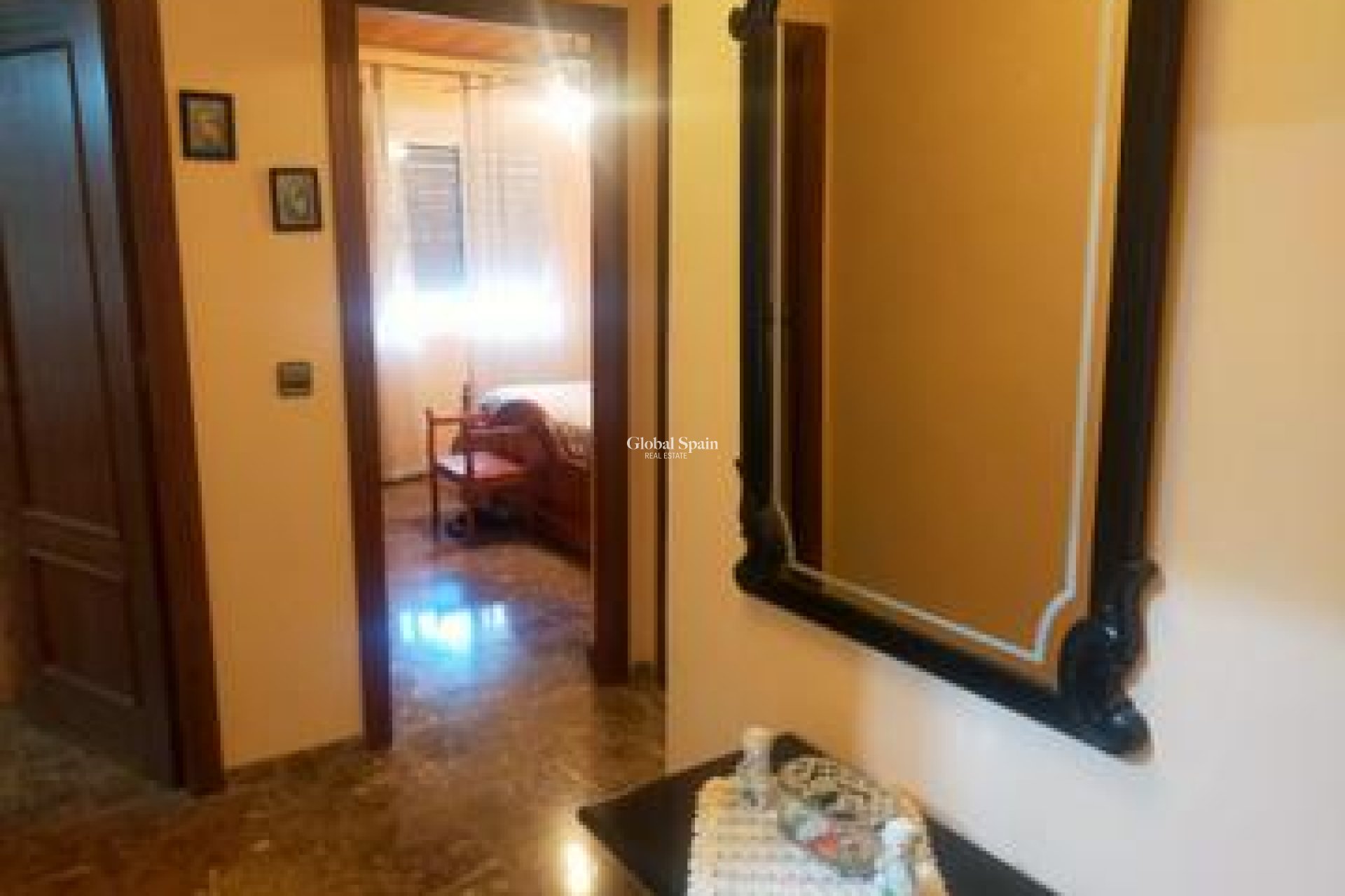 Wiederverkauf - VILLA -
ELCHE - Costa Blanca