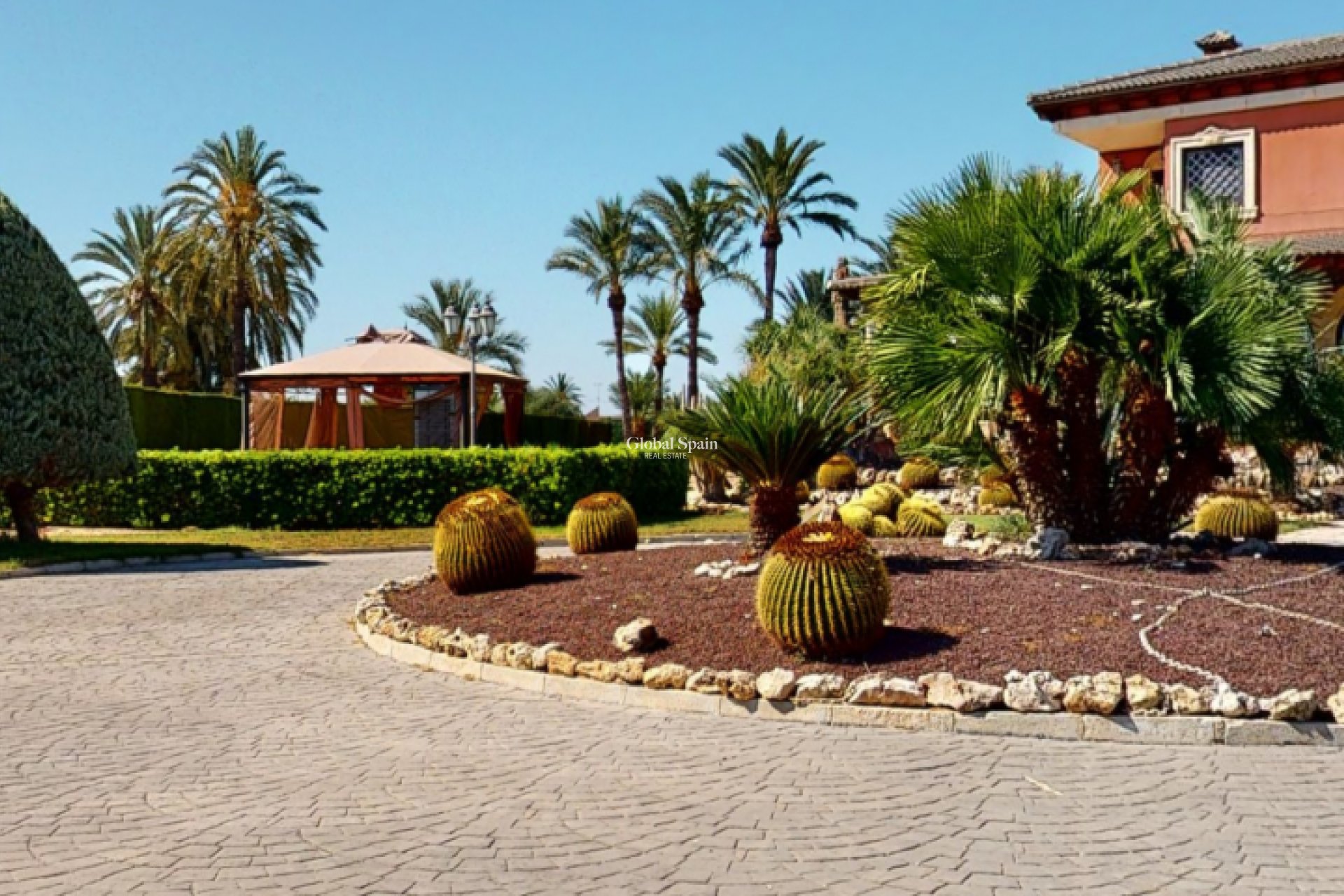 Wiederverkauf - VILLA -
ELCHE - Costa Blanca