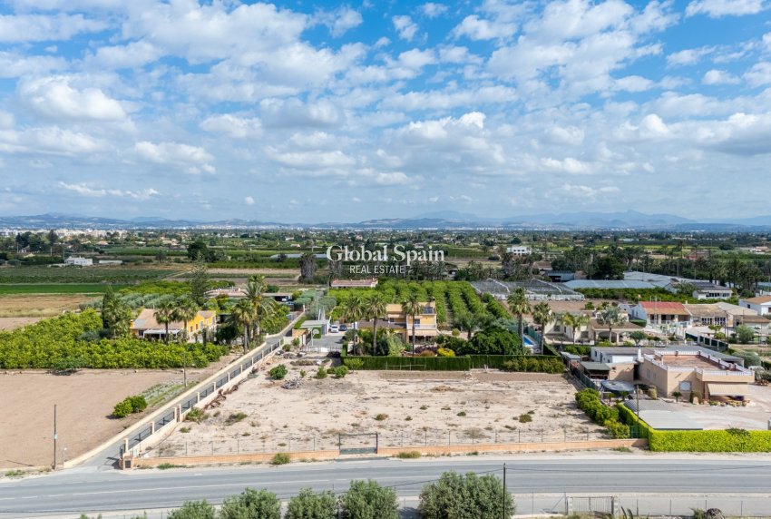 Wiederverkauf - VILLA -
ELCHE - Costa Blanca