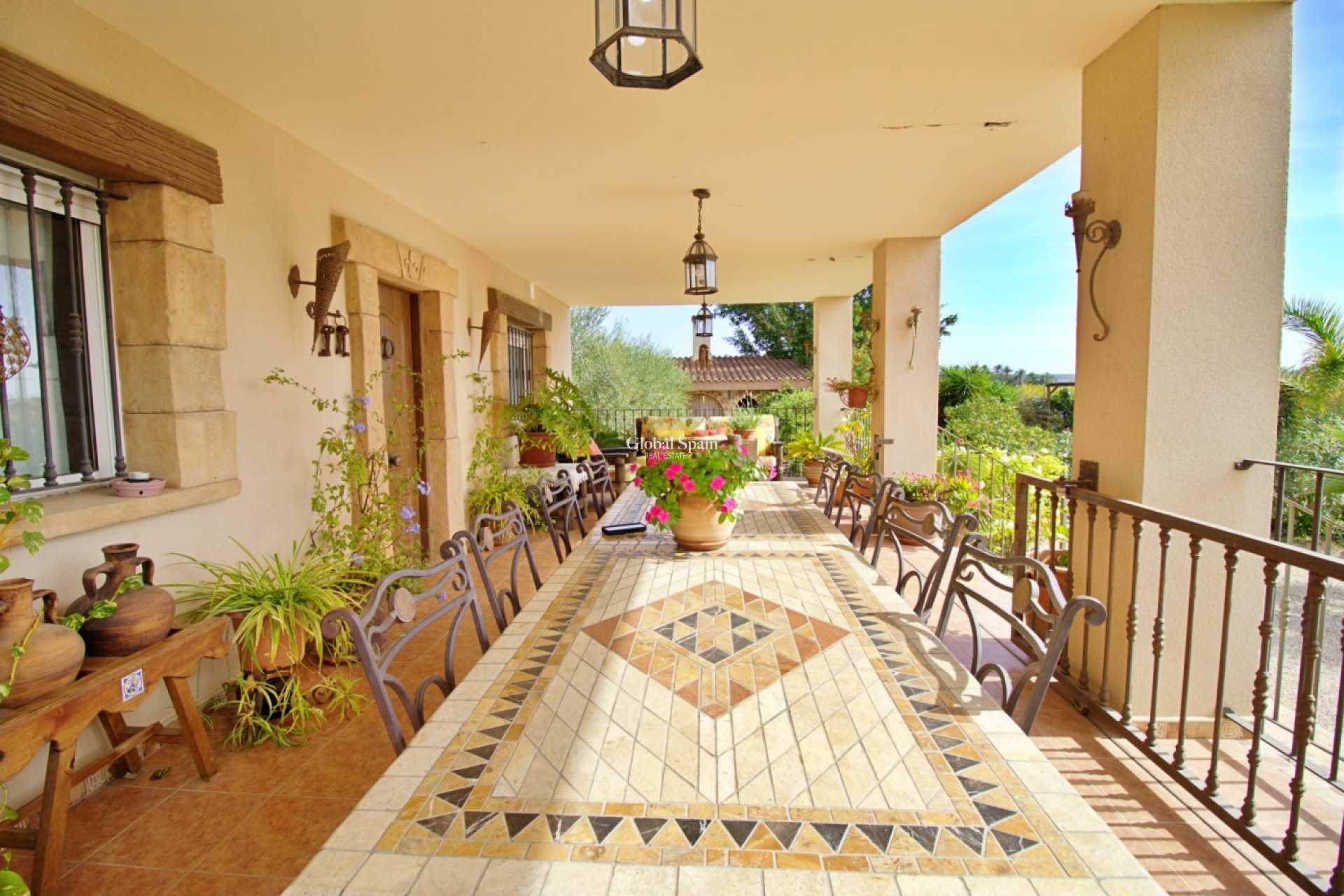 Wiederverkauf - VILLA -
ELCHE - Valverde