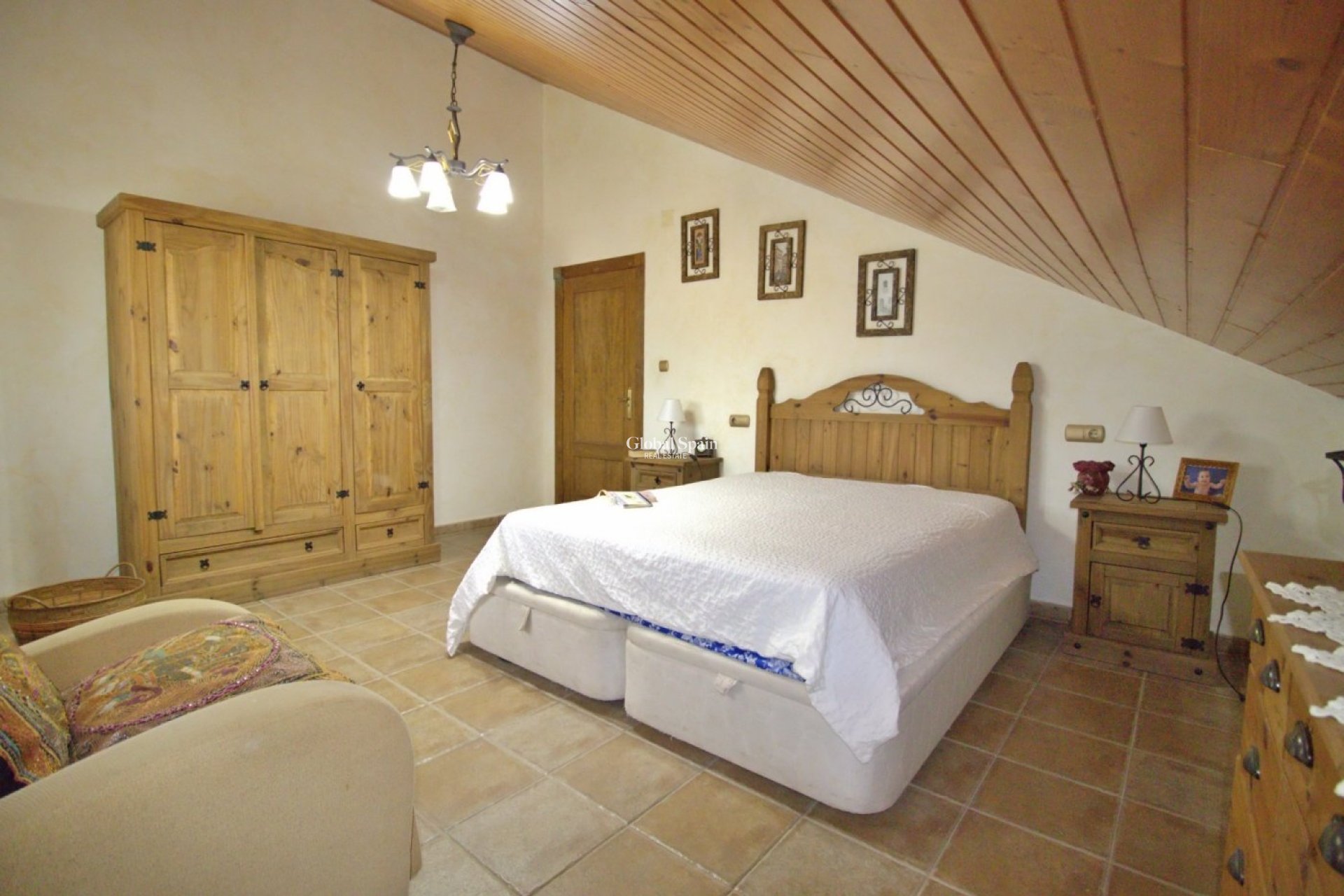 Wiederverkauf - VILLA -
ELCHE - Valverde