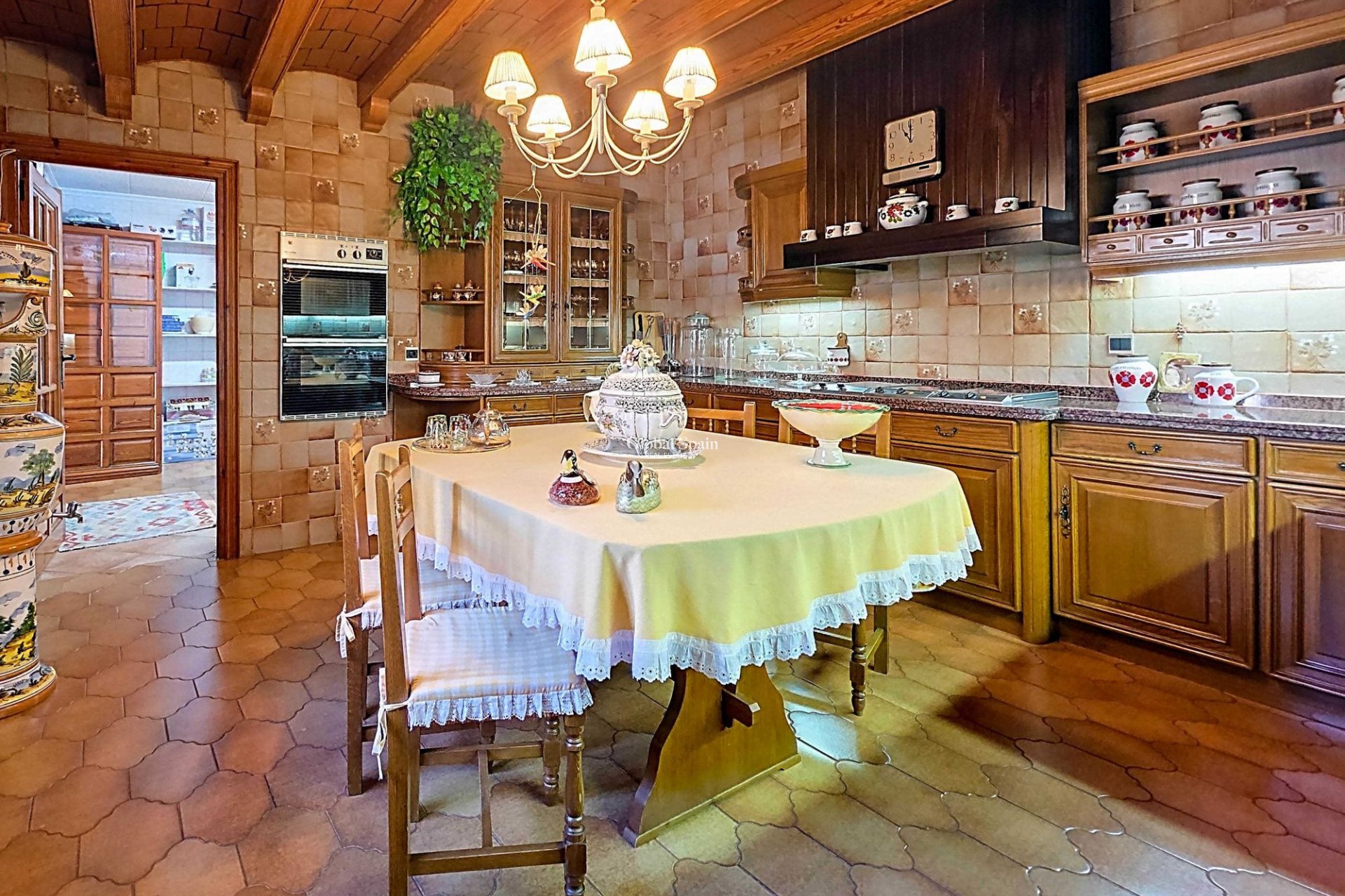 Wiederverkauf - Villa -
Elda