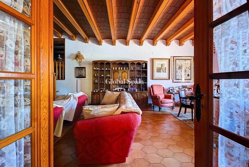 Wiederverkauf - Villa -
Elda