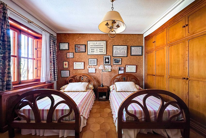 Wiederverkauf - Villa -
Elda