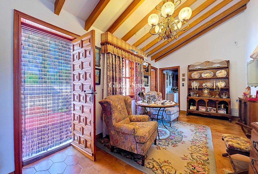 Wiederverkauf - Villa -
Elda