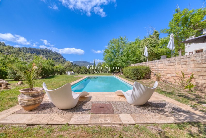 Wiederverkauf - VILLA -
ESPORLES - Mallorca