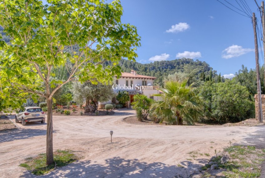 Wiederverkauf - VILLA -
ESPORLES - Mallorca