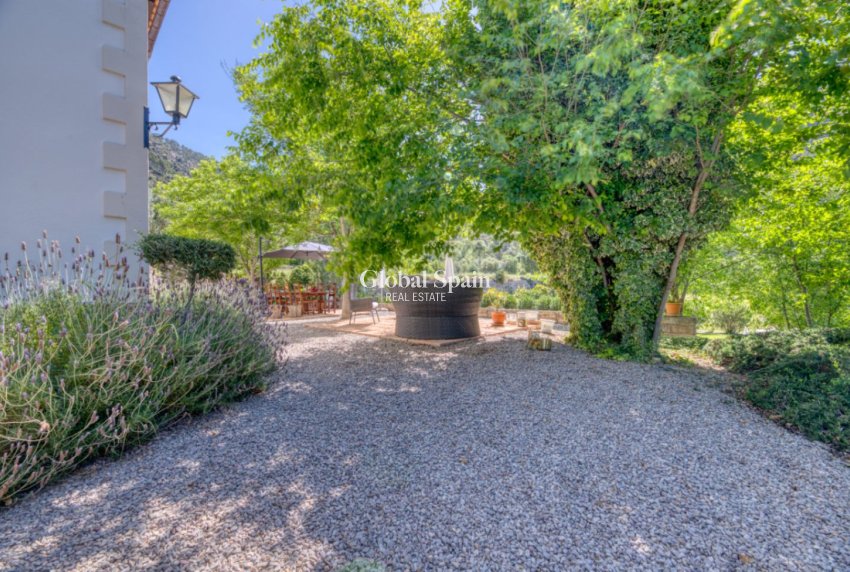 Wiederverkauf - VILLA -
ESPORLES - Mallorca