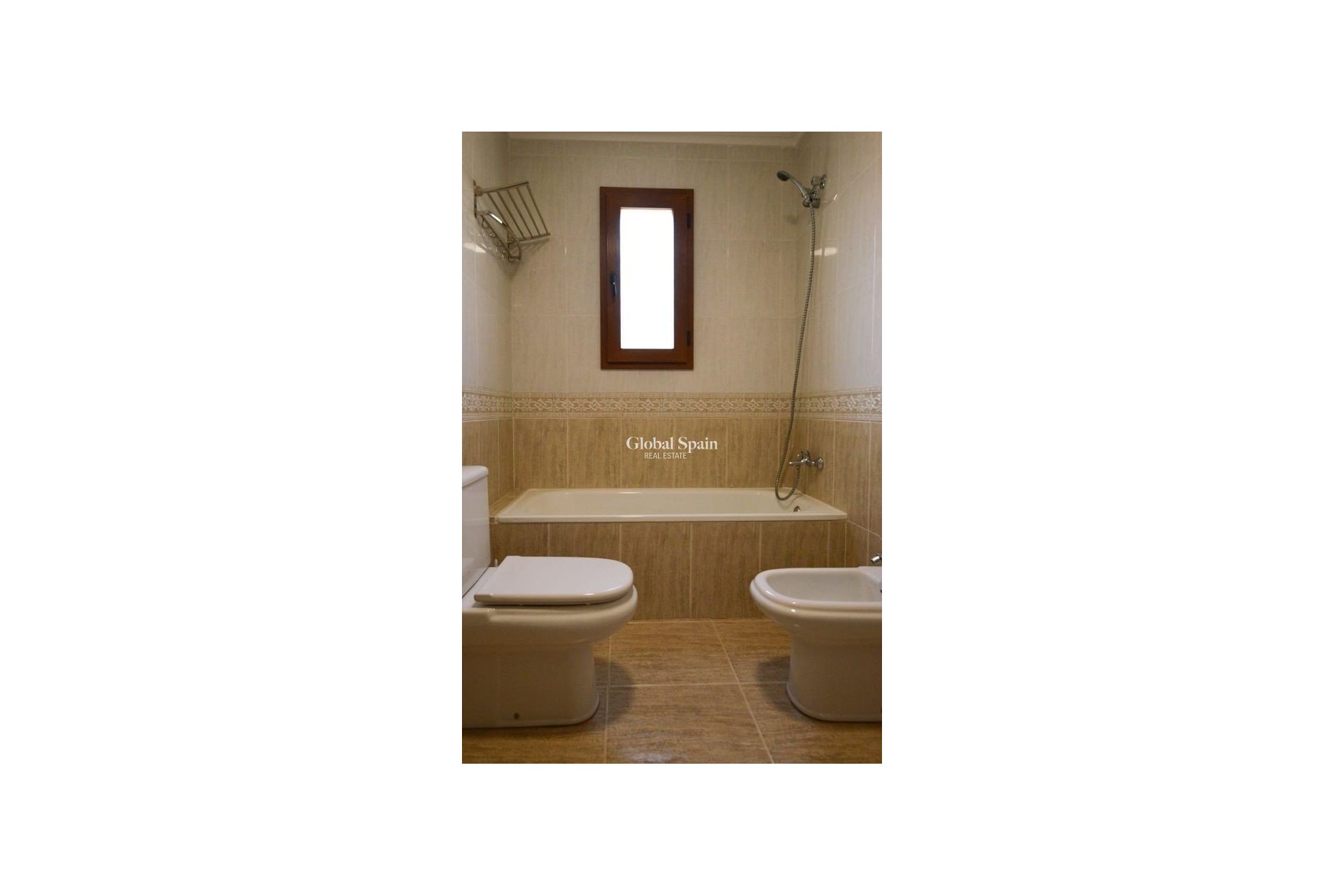 Wiederverkauf - VILLA -
FINESTRAT