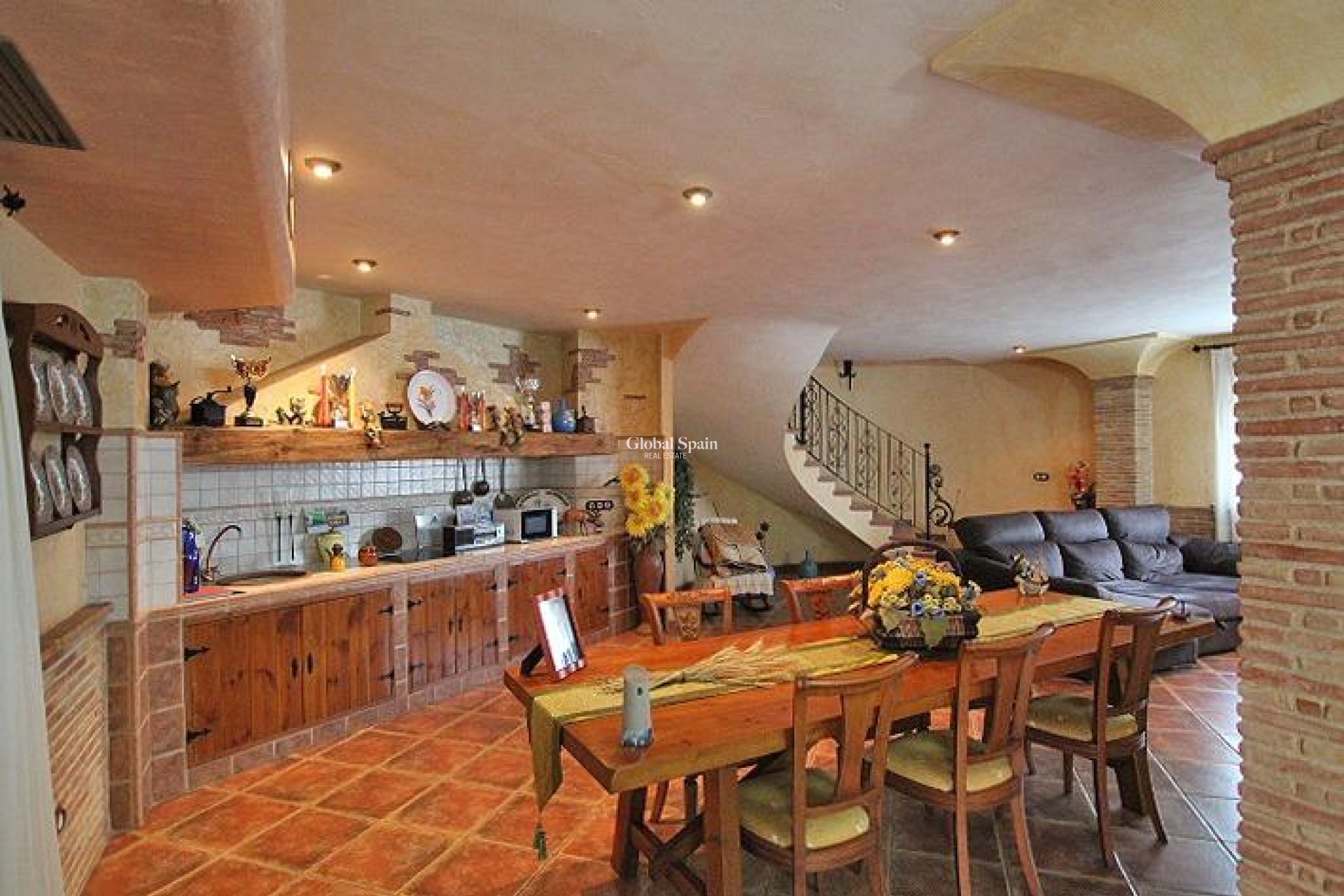 Wiederverkauf - VILLA -
FORMENTERA DEL SEGURA - C- Cooperativa