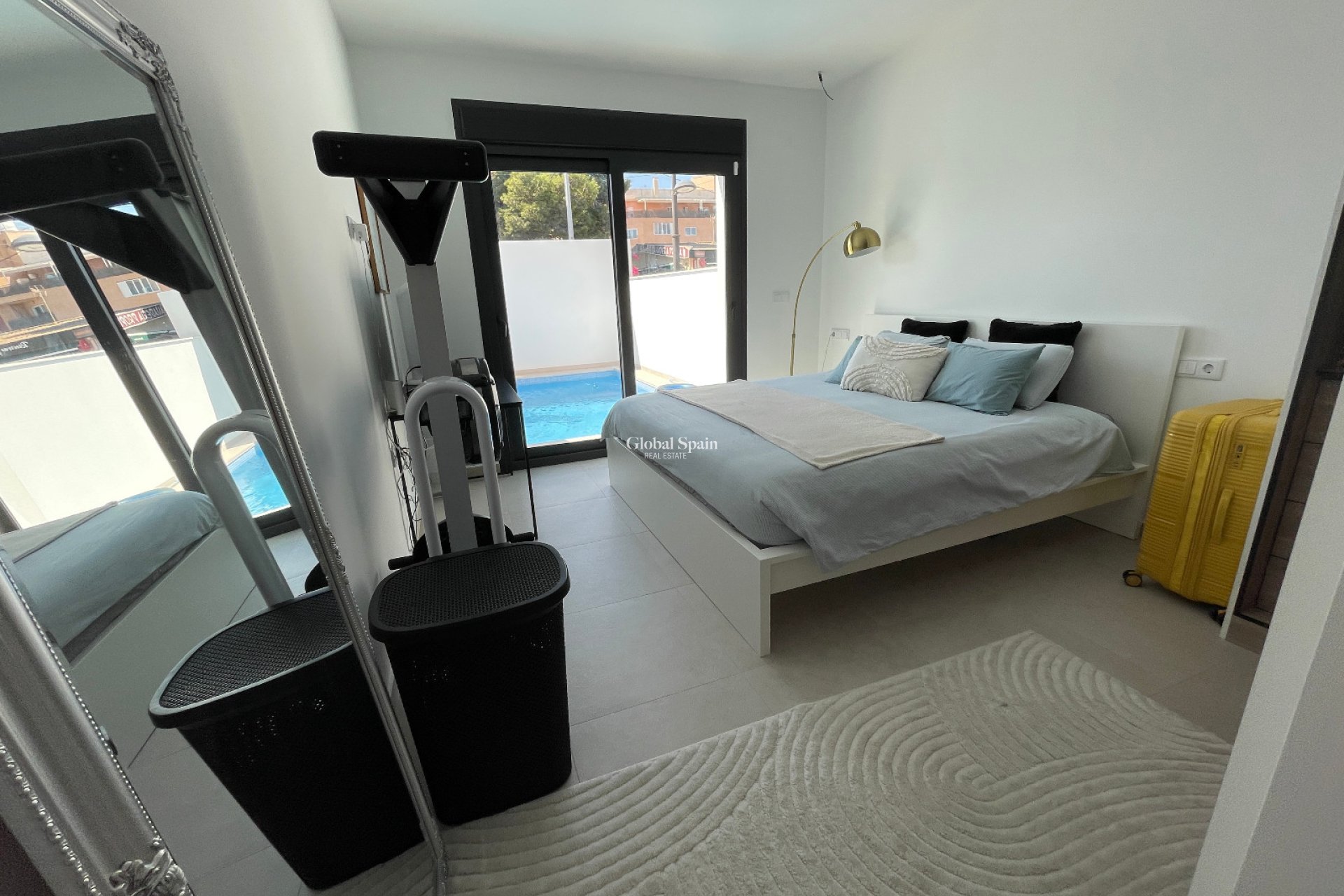 Wiederverkauf - VILLA -
FORMENTERA DEL SEGURA - Costa Blanca