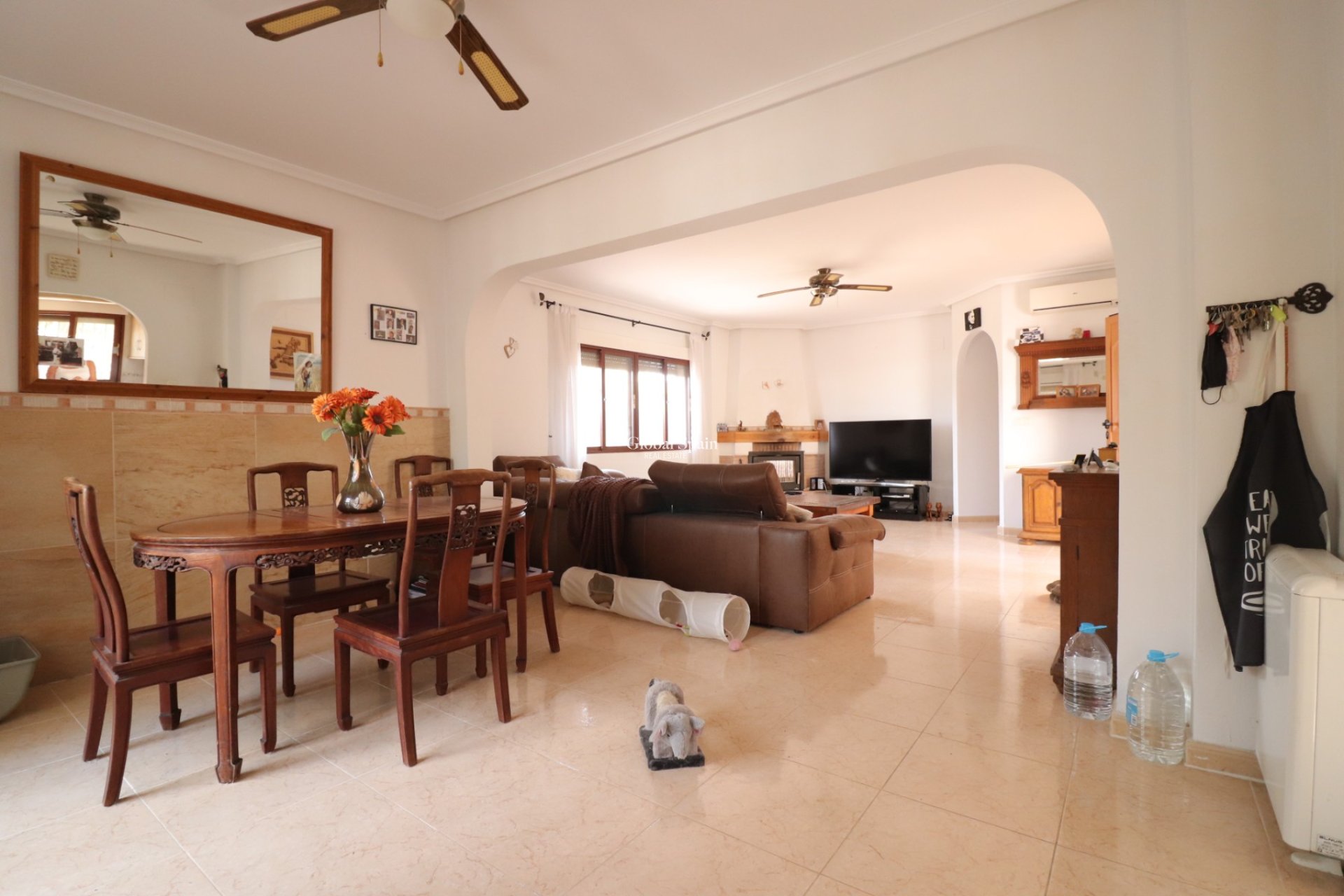 Wiederverkauf - VILLA -
Formentera del Segura - Fincas de La Vega