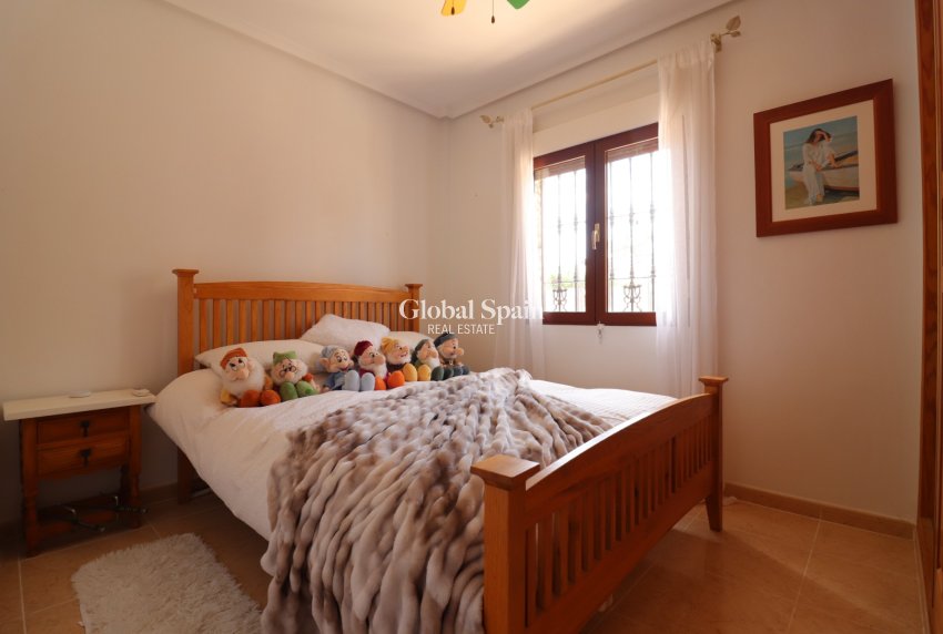 Wiederverkauf - VILLA -
Formentera del Segura - Fincas de La Vega