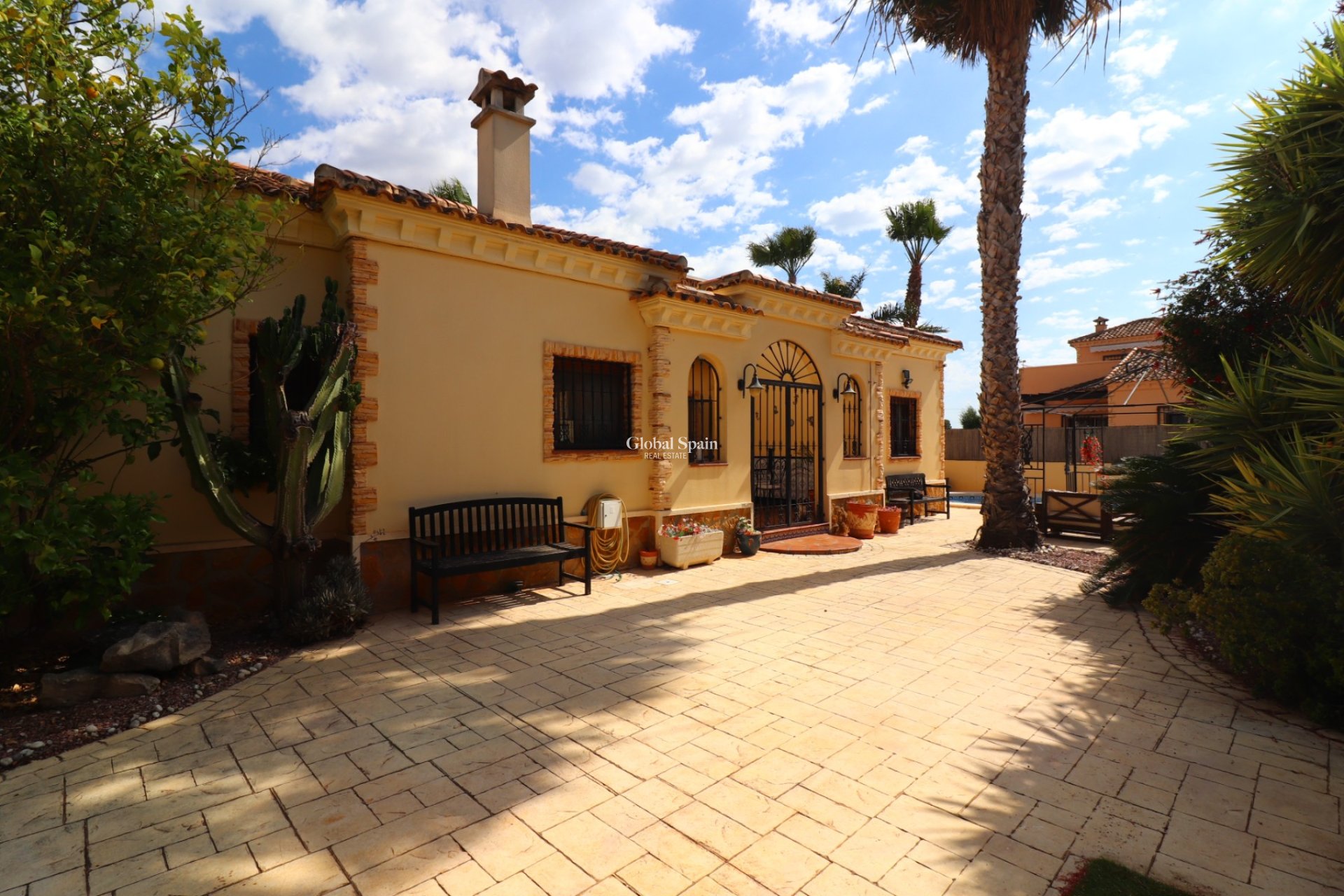 Wiederverkauf - VILLA -
Formentera del Segura - Fincas de La Vega