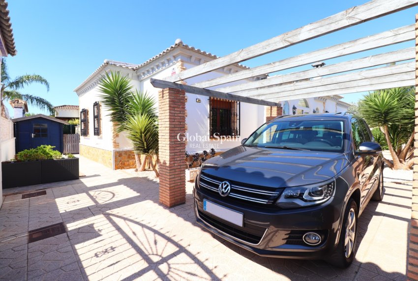 Wiederverkauf - VILLA -
Formentera del Segura - Fincas de La Vega