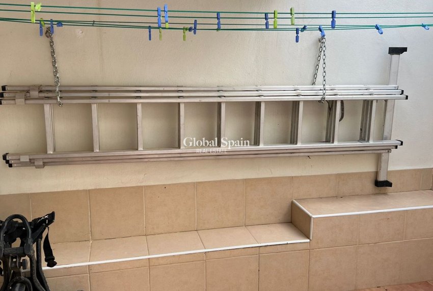 Wiederverkauf - VILLA -
FORTUNA - Inland