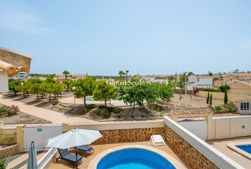 Wiederverkauf - VILLA -
Gran Alacant - Costa Blanca