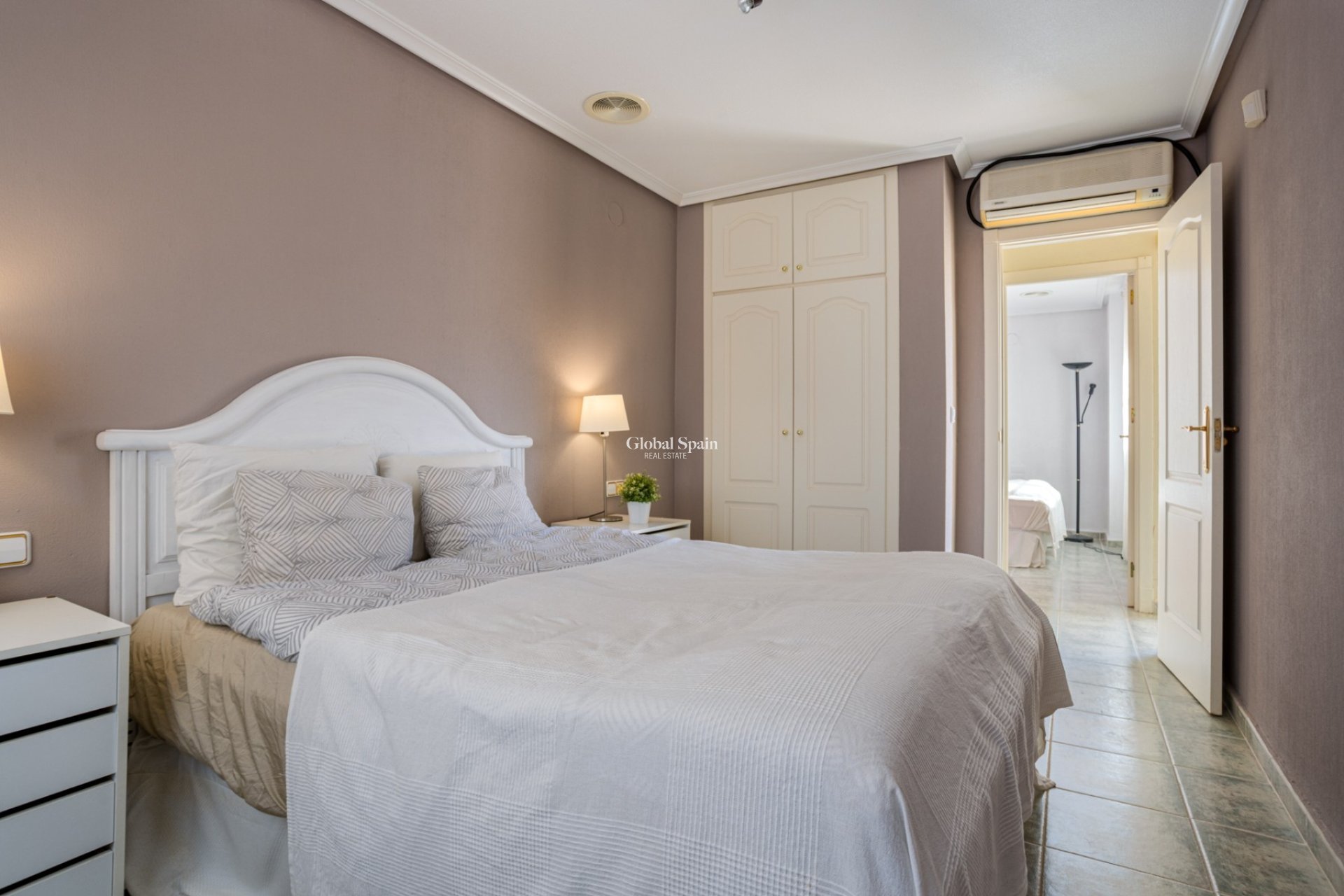 Wiederverkauf - VILLA -
GUARDAMAR DEL SEGURA - Costa Blanca