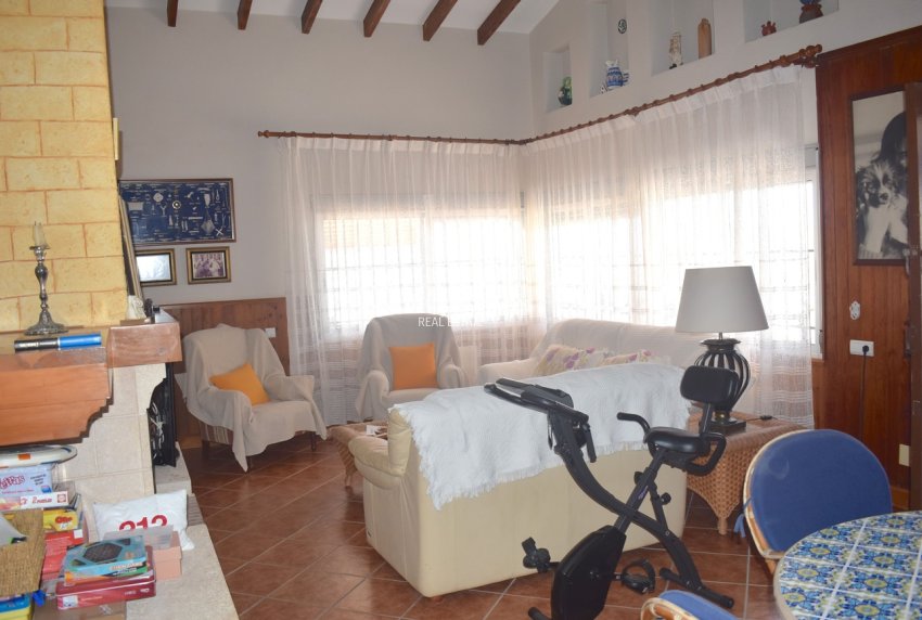 Wiederverkauf - VILLA -
GUARDAMAR DEL SEGURA - Costa Blanca