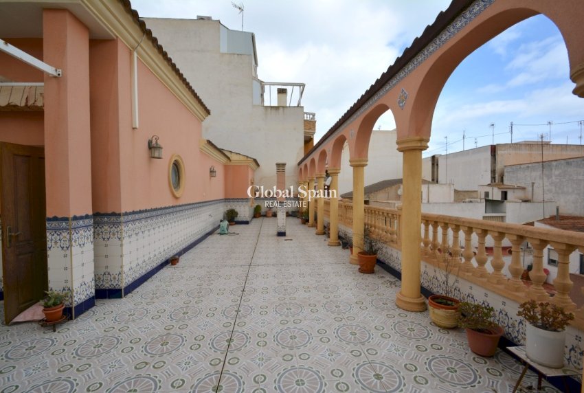 Wiederverkauf - VILLA -
GUARDAMAR DEL SEGURA - Costa Blanca